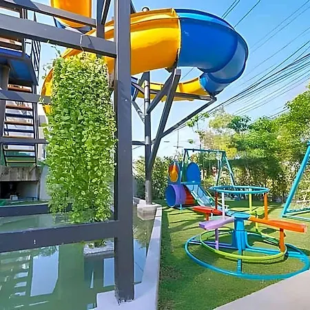 Hotel Golden Jomtien 5*