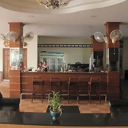 Dania Hotel *