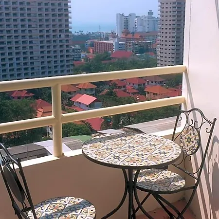 Bed & Breakfast View Talay 1b By Franco Jontiem