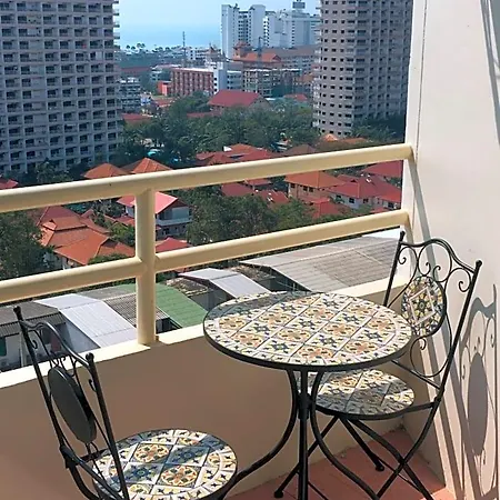 View Talay 1b By Franco Jontiem Bed & Breakfast Pattaya