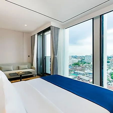 Hotel Arbour And