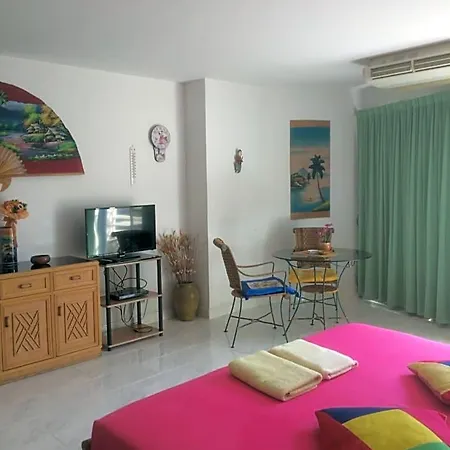 View Talay 1b By Dao Bed & Breakfast Pattaya