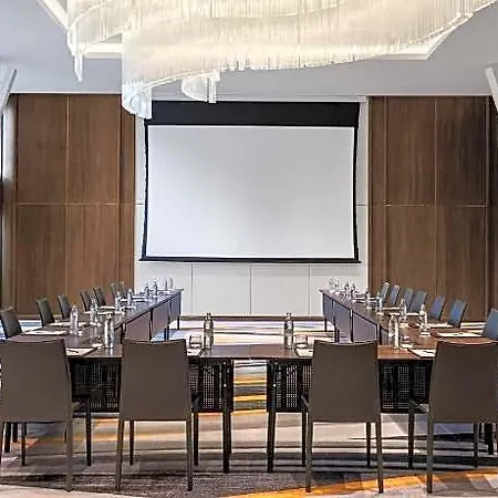 Courtyard By Marriott North Hotel 5*