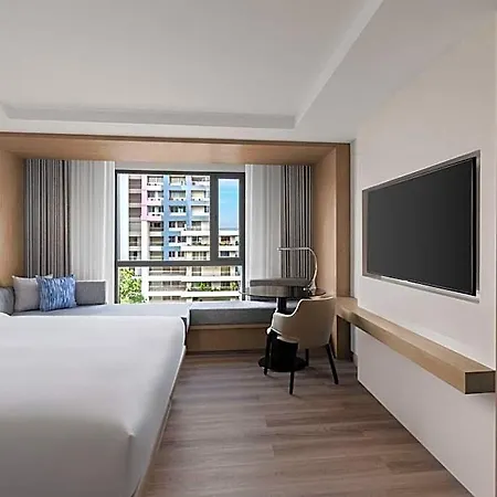 Courtyard By Marriott North Hotel 5*