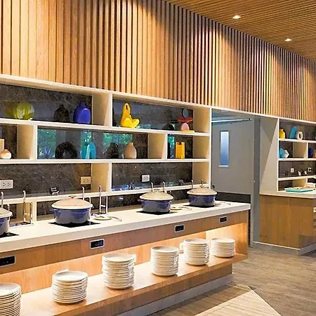 โรงแรม Ozo North