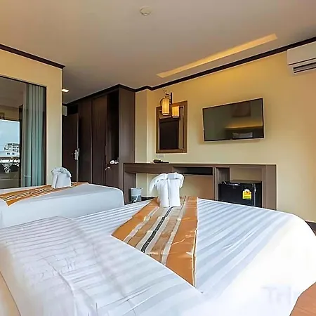 โรงแรม The Ld 4*