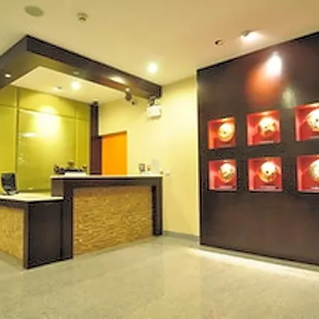 โรงแรม The Ld