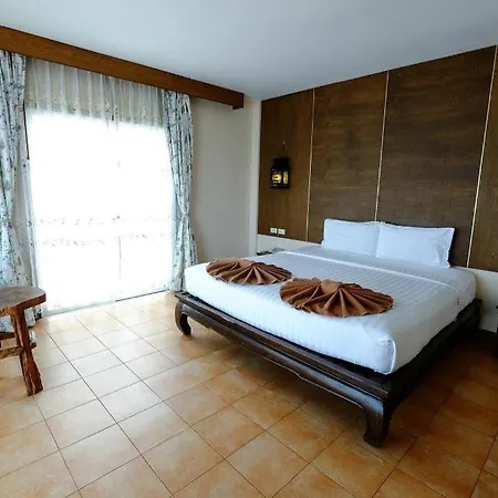Hotel Red Balcony Pattaya