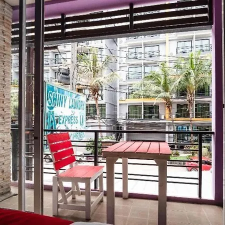 Oyo 826 Cozy Hotel 2*