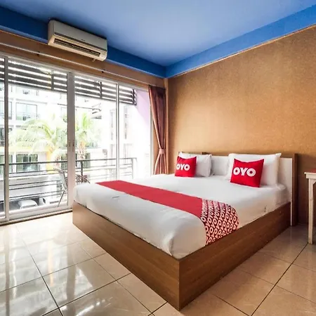 Hotel Oyo 826 Cozy 2*