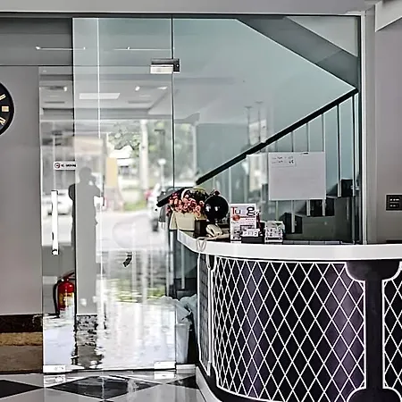 The Tung Hotel 3*