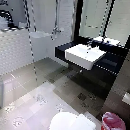 Hotel The Tung 3*