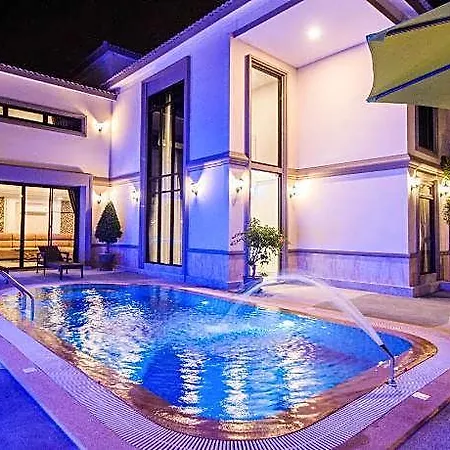Pool *
