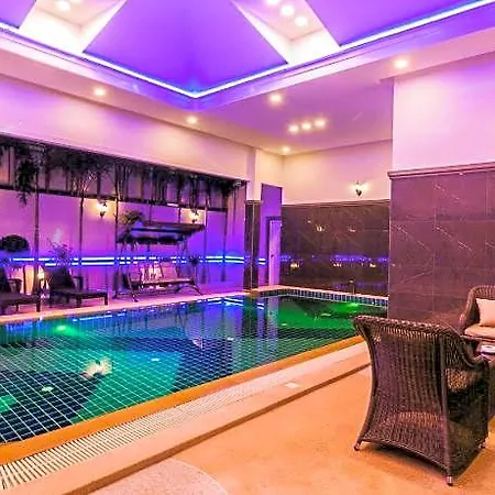 Pool Pattaya