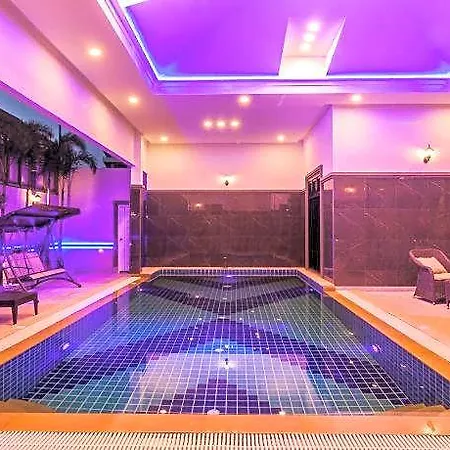Pool Villa Pattaya