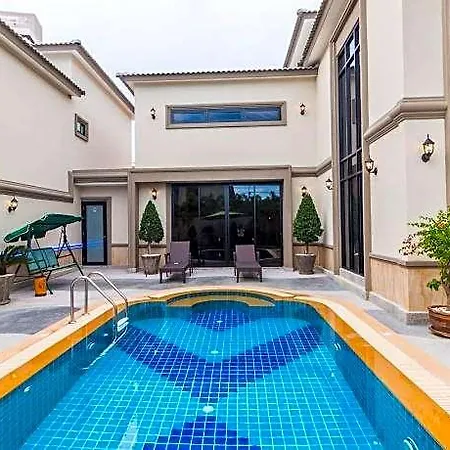 Pool Villa Pattaya