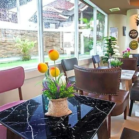 Achawalai Village Hotel