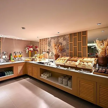 โรงแรม M - Sha Extra 4*