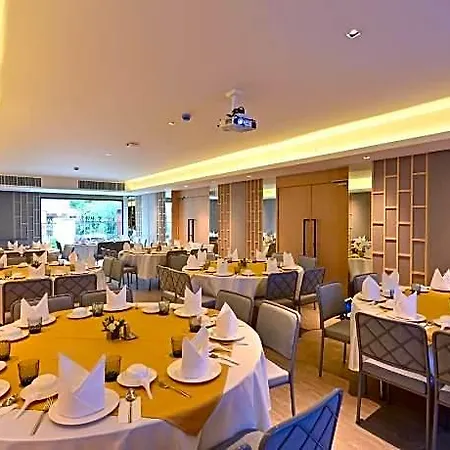 โรงแรม M - Sha Extra 4*