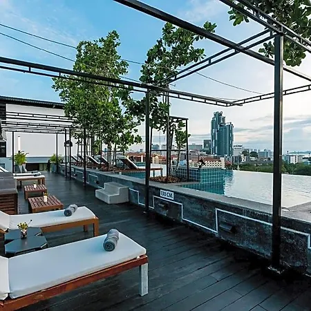 Surestay By Western T Hotel Pattaya