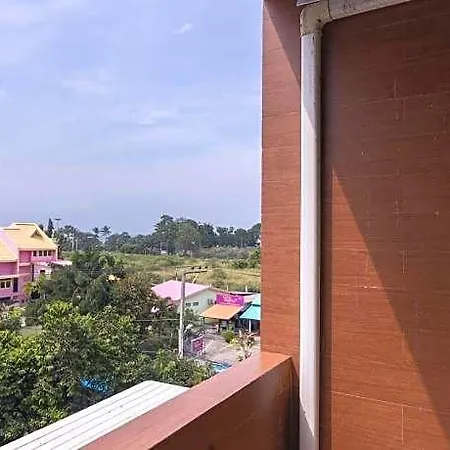 Hotel Tribe 3*