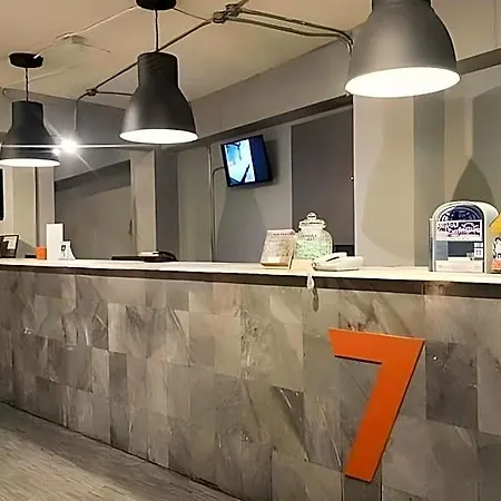7 3* Pattaya