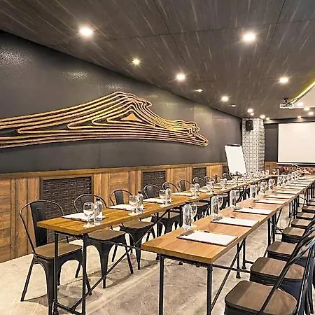 Hotel Acqua Pattaya