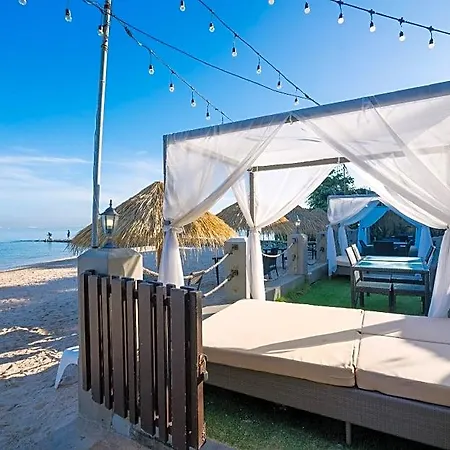 โรงแรม Mayaana - Formerly Golden Tulip Pattaya