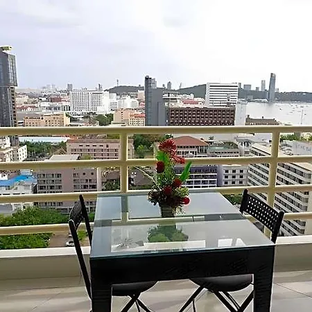 Hotel Vtsix At View Talay 6