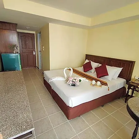 Hotel Chanthong Place *