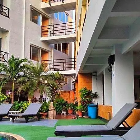 Chanthong Place Hotel