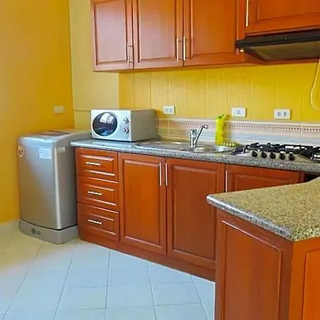 Butterfly Garden Boutique Residences Apts And Villas, A Lifestyle Destination Ex Lg 1-3 Bedroom Units , Full Kitchen, 2 Full Bathrooms, Rain Shower, Bath, Free Bbq, Free Fast Fiber Optic Wifi, Staff 24-7 3* Pattaya