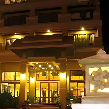 โรงแรม Piyada By Nexottel 3*