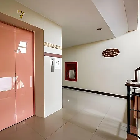 โรงแรม Piyada By Nexottel 3*