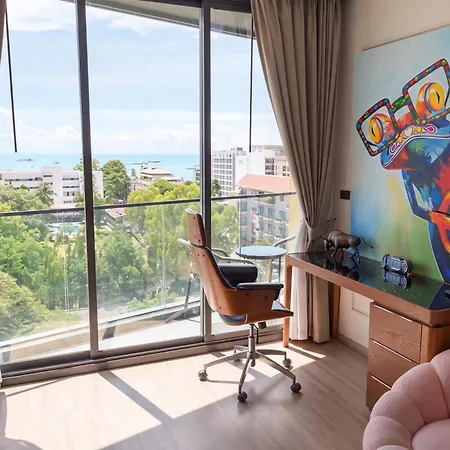 Edge 2br Ocean View Luxury Rooftop Pool Location Apartment *