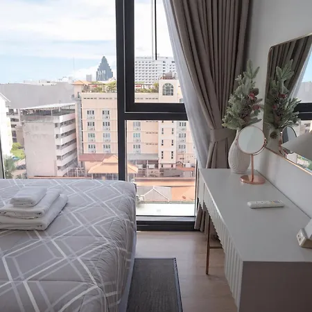 Edge 2br Ocean View Luxury Rooftop Pool Location Apartment *