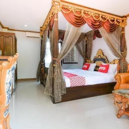 Oyo 549 Maesri Hotel Pattaya