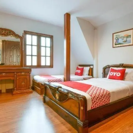 Hotel Oyo 549 Maesri