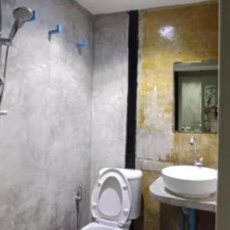 Hotel Rakchayanin Koh Larn 3*