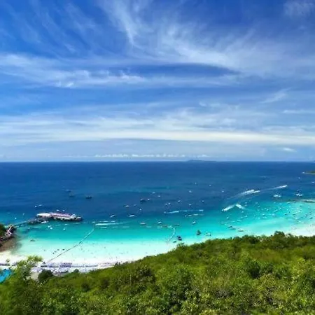 Rakchayanin Koh Larn Pattaya