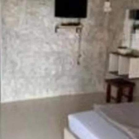 Hotel Rakchayanin Koh Larn Pattaya