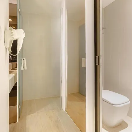 โรงแรม Mood 3*