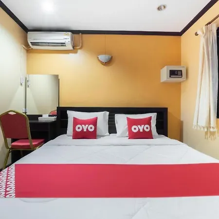 Oyo 75327 Diyana 3* Pattaya
