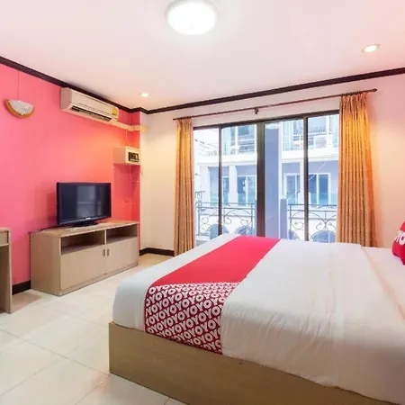 Oyo 75327 Diyana 3* Pattaya