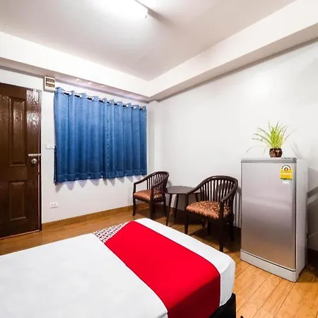Hotel Oyo 1157 Ploy Pailin Place 2*