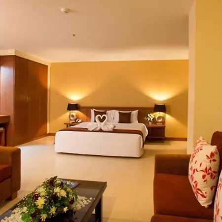 Eastiny Plaza Hotel