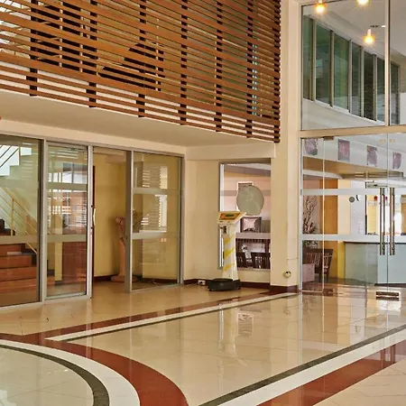 Eastiny Plaza Hotel 3*