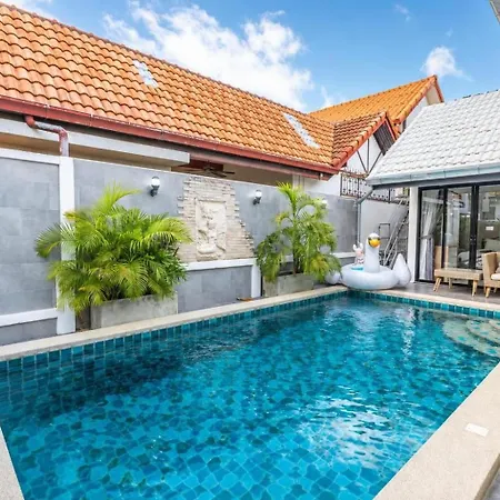 วิลล่า Luxury Pool Center C8 - 4 Bedroom