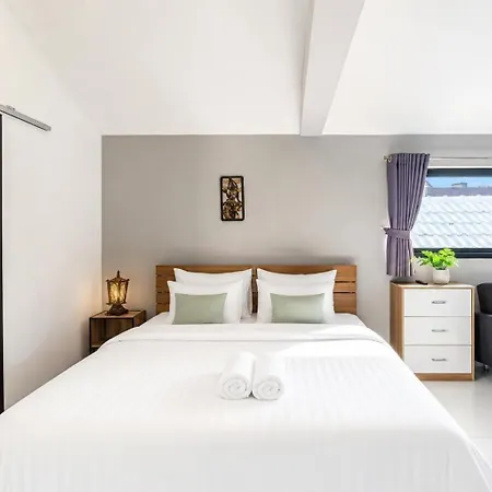 Luxury Pool Center C8 - 4 Bedroom วิลล่า Pattaya