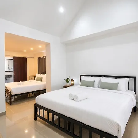 Luxury Pool Center C8 - 4 Bedroom
